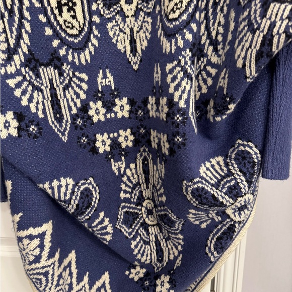 Paisley navy/violet and Cream Patterned Cardigan - Picture 3 of 6